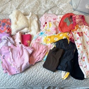 Baby girl clothes 3 to 12 months mix